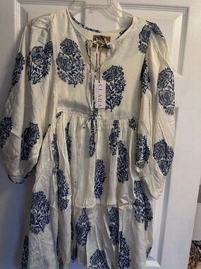 CLARA THE LABEL  Cream Dress with Blue Floral Motif